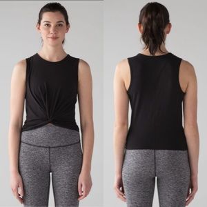 Lululemon Crescent Tank in Black